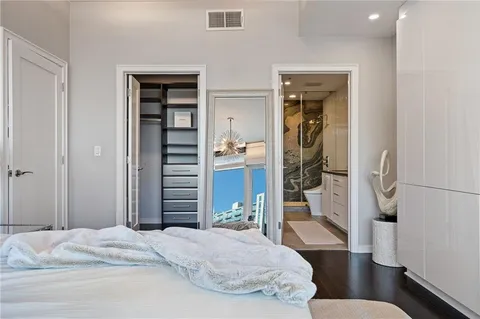 $450,000 | 3325 Piedmont Road Northeast, Unit 1608, Atlanta, GA 30305