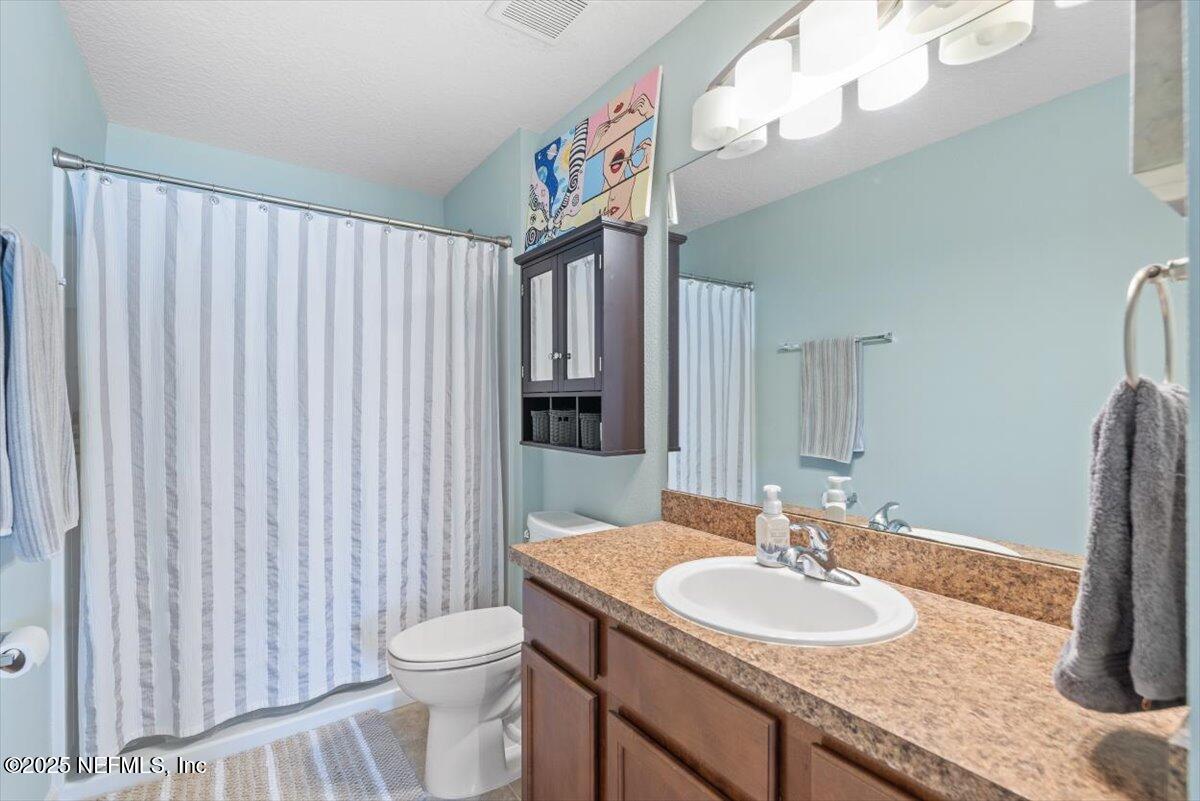 224 Larkin Place, Unit 109 St. Johns, FL 32259 - Photo 6 of 7 Guest Bath