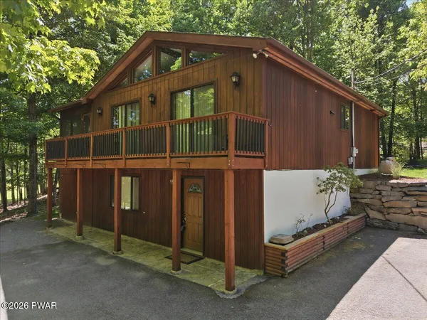 $359,000 | 181 Eskra Road, Lake Ariel, PA 18436