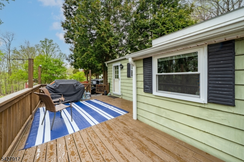 12 Timbercroft Road High Bridge, NJ 08829 - Photo 23 of 34
