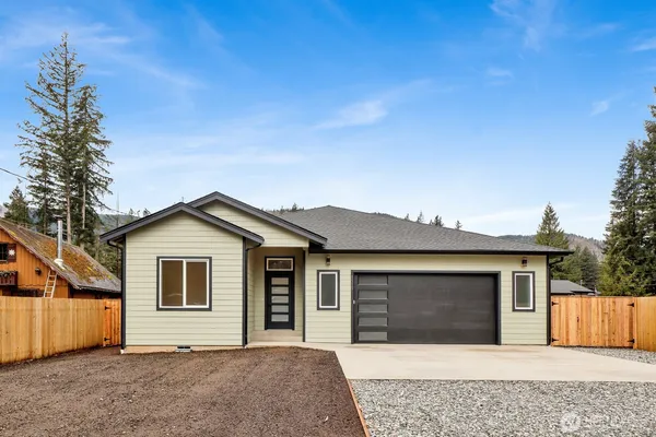 $449,990 | 8679 Bell Court, Maple Falls, WA 98266