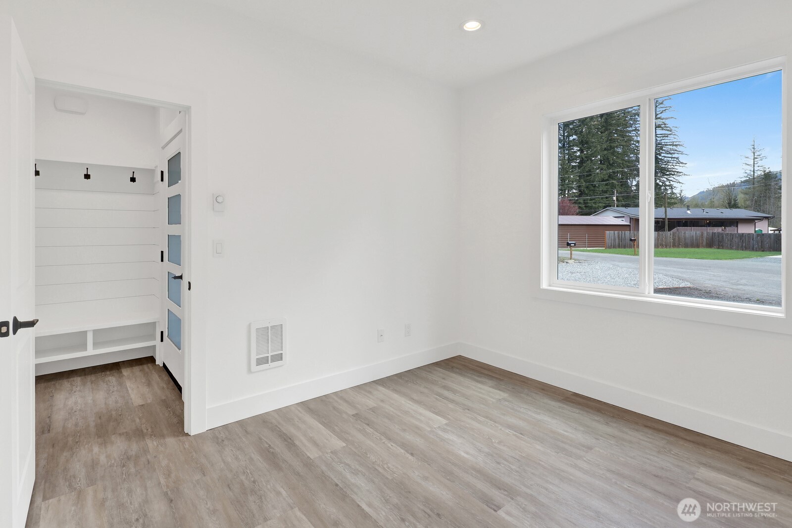 8679 Bell Court Maple Falls, WA 98266 - Photo 17 of 35