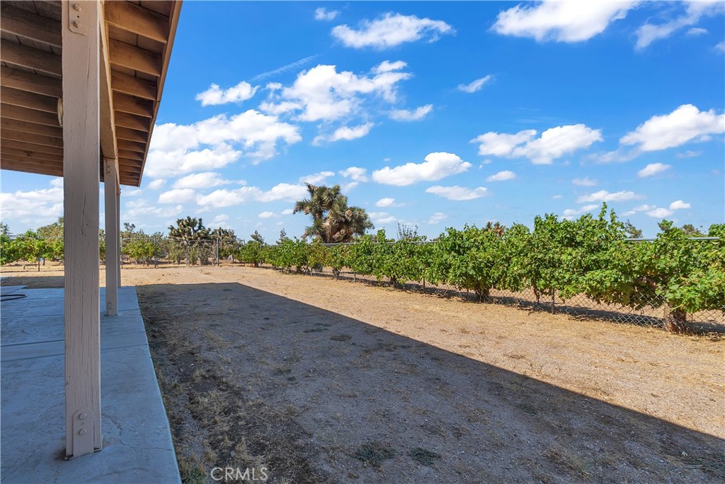 9379 Middleton Road Phelan, CA 92371 - Photo 21 of 36