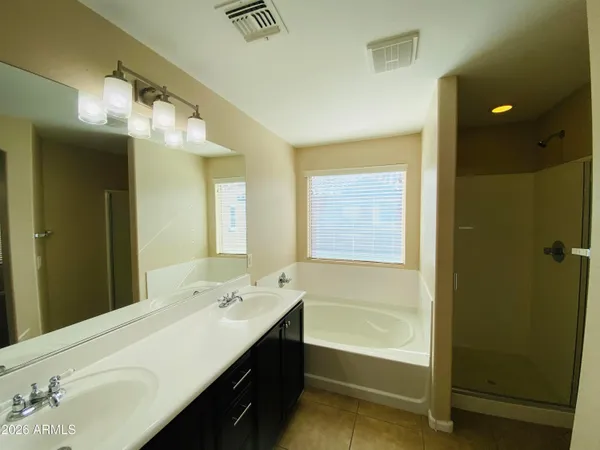 $2,299 | 1382 South Ponderosa Drive, Gilbert, AZ 85296