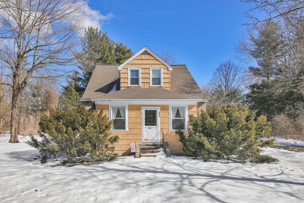 267 Lockhouse Road Westfield, MA 01085 - Photo 1 of 26 Gallery Image 1