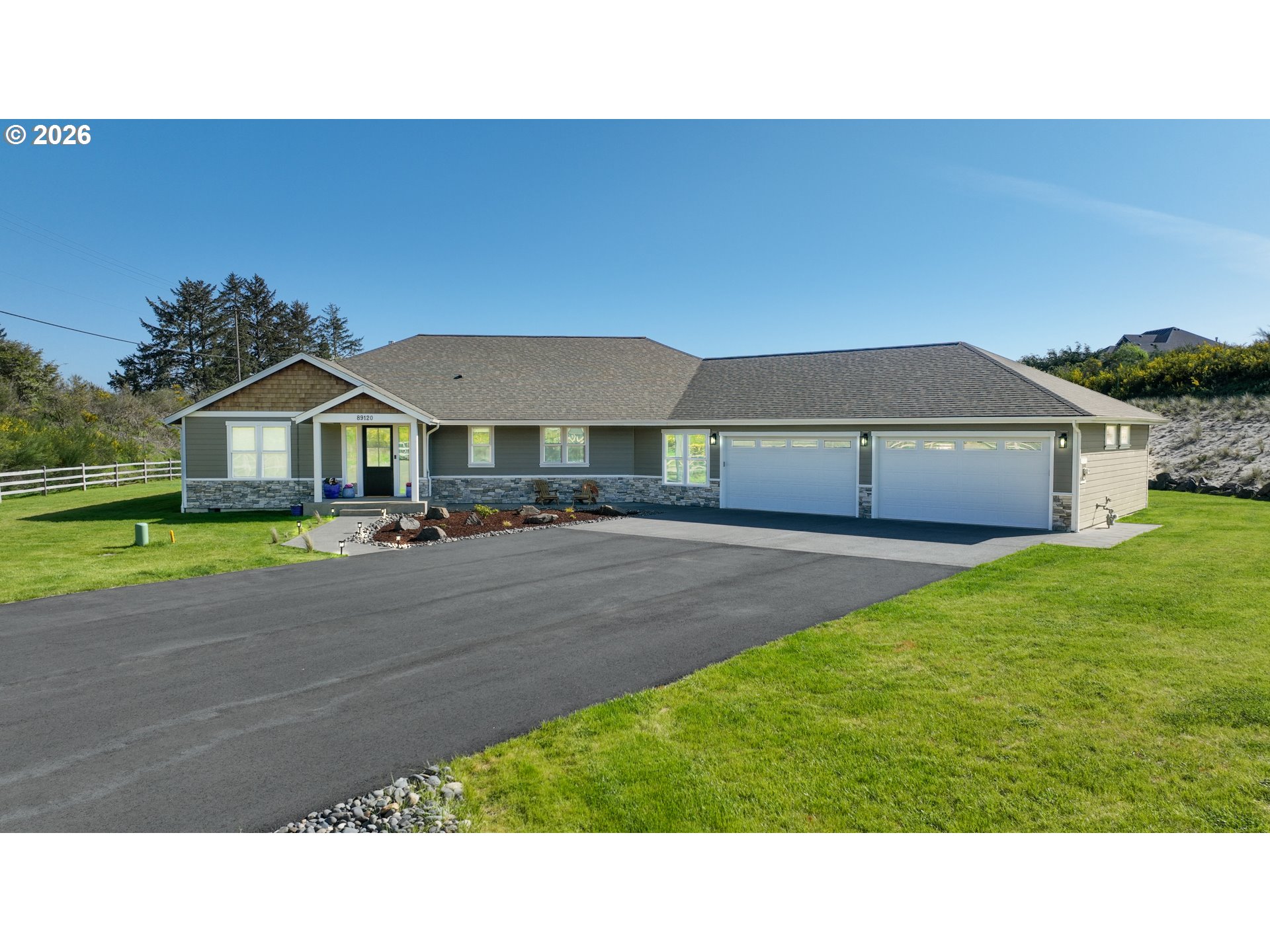 89120 Arrowhead Road Warrenton, OR 97146 - Photo 1 of 47
