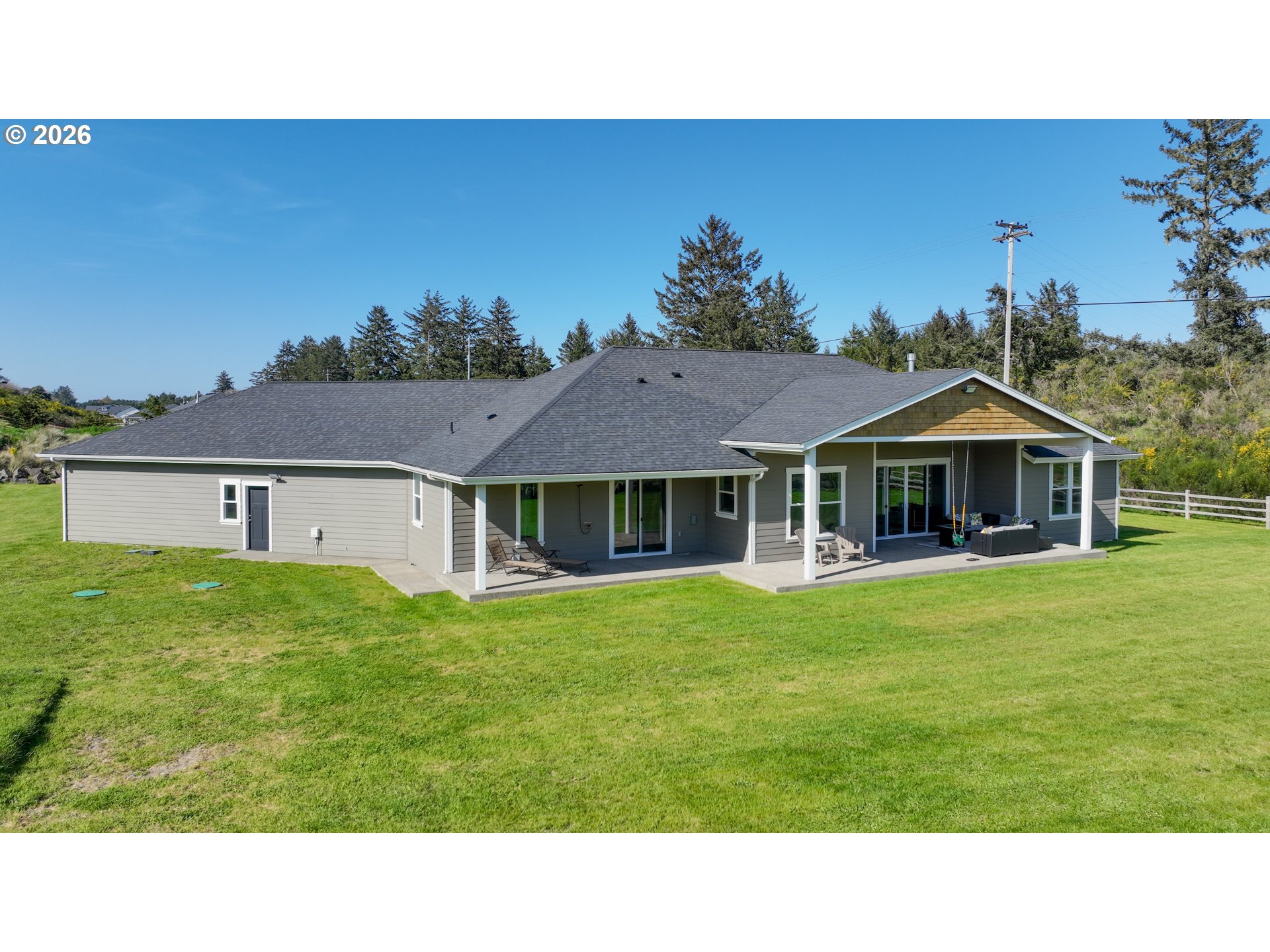 89120 Arrowhead Road Warrenton, OR 97146 - Photo 2 of 47