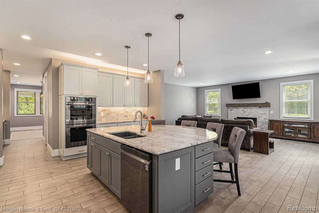 6615 Ridgewood Road Clarkston, MI 48346 - Photo 9 of 43