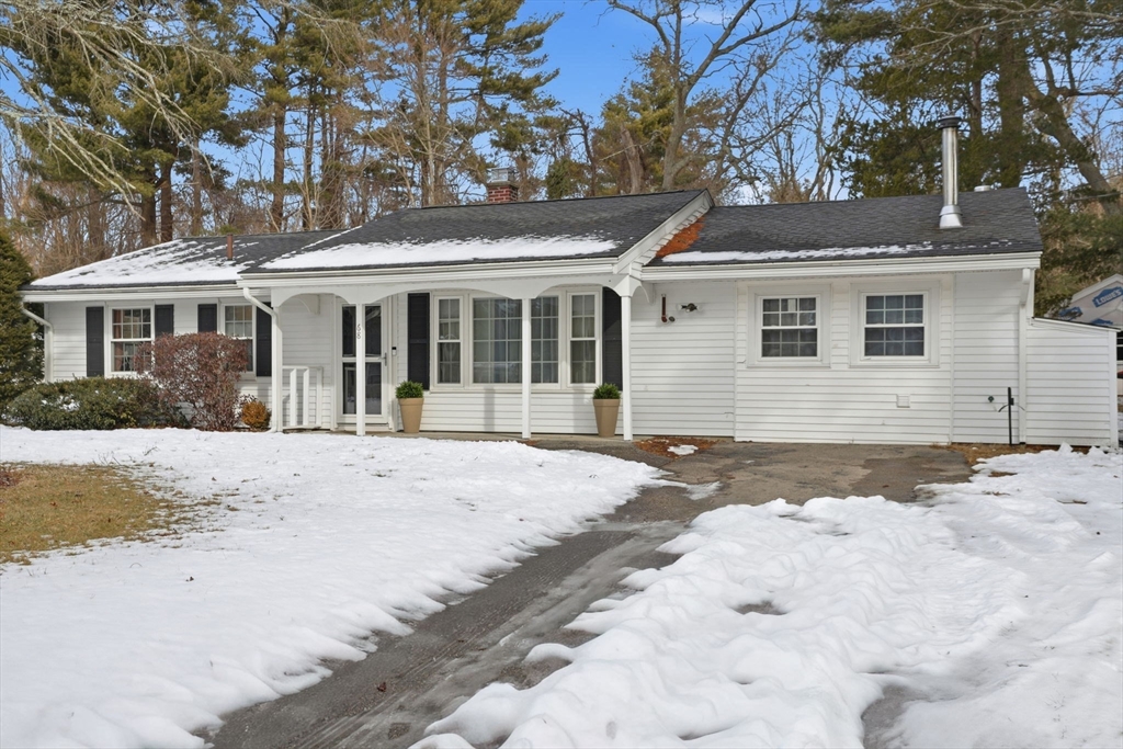 68 Michael Road Raynham, MA 02767 - Photo 2 of 31 Gallery Image 2