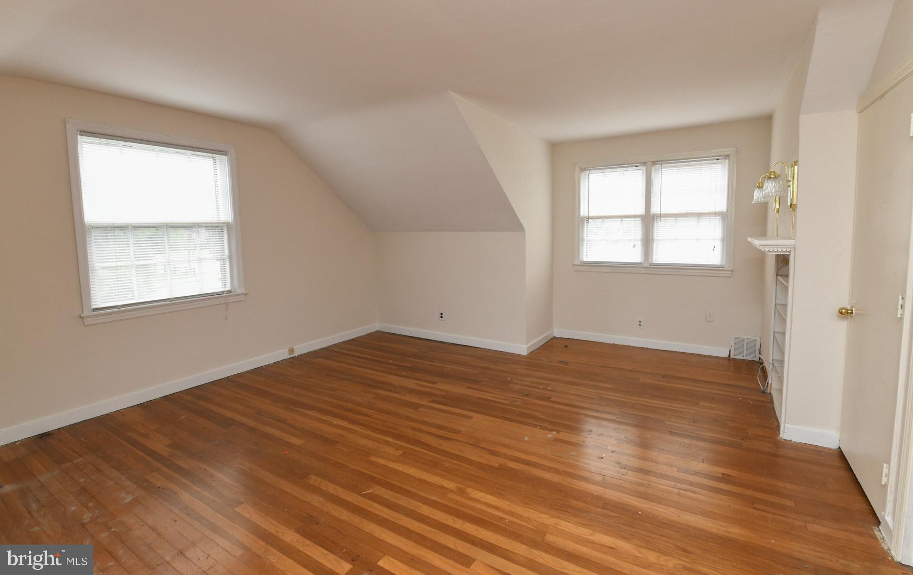 1501 Prospect Ridge Boulevard Haddon Heights, NJ 08035 - Photo 17 of 26 Gallery Image 17
