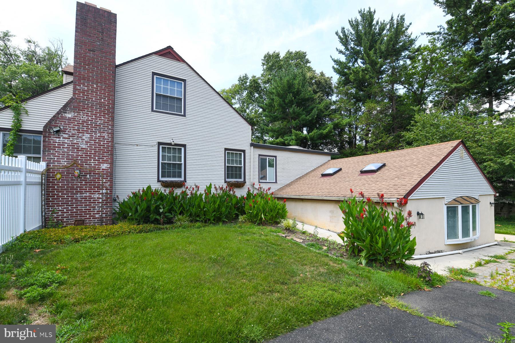 1501 Prospect Ridge Boulevard Haddon Heights, NJ 08035 - Photo 3 of 26 Gallery Image 3