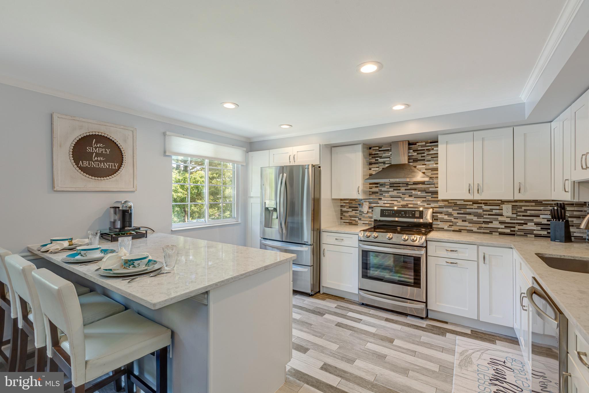 5835 Canvasback Road Burke, VA 22015 - Photo 16 of 45 Quartz Counters
