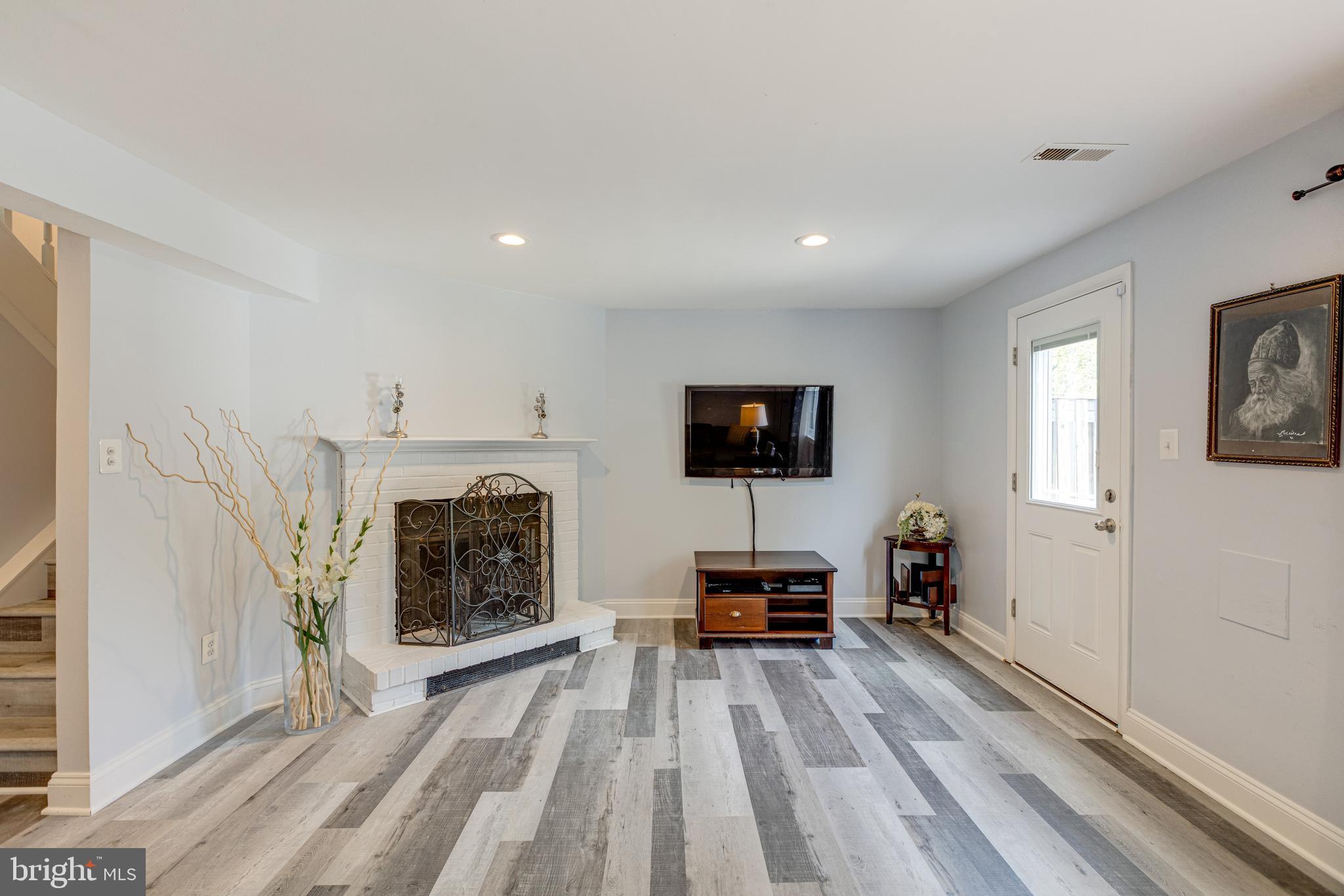 5835 Canvasback Road Burke, VA 22015 - Photo 34 of 45 Luxury Vinyl Flooring