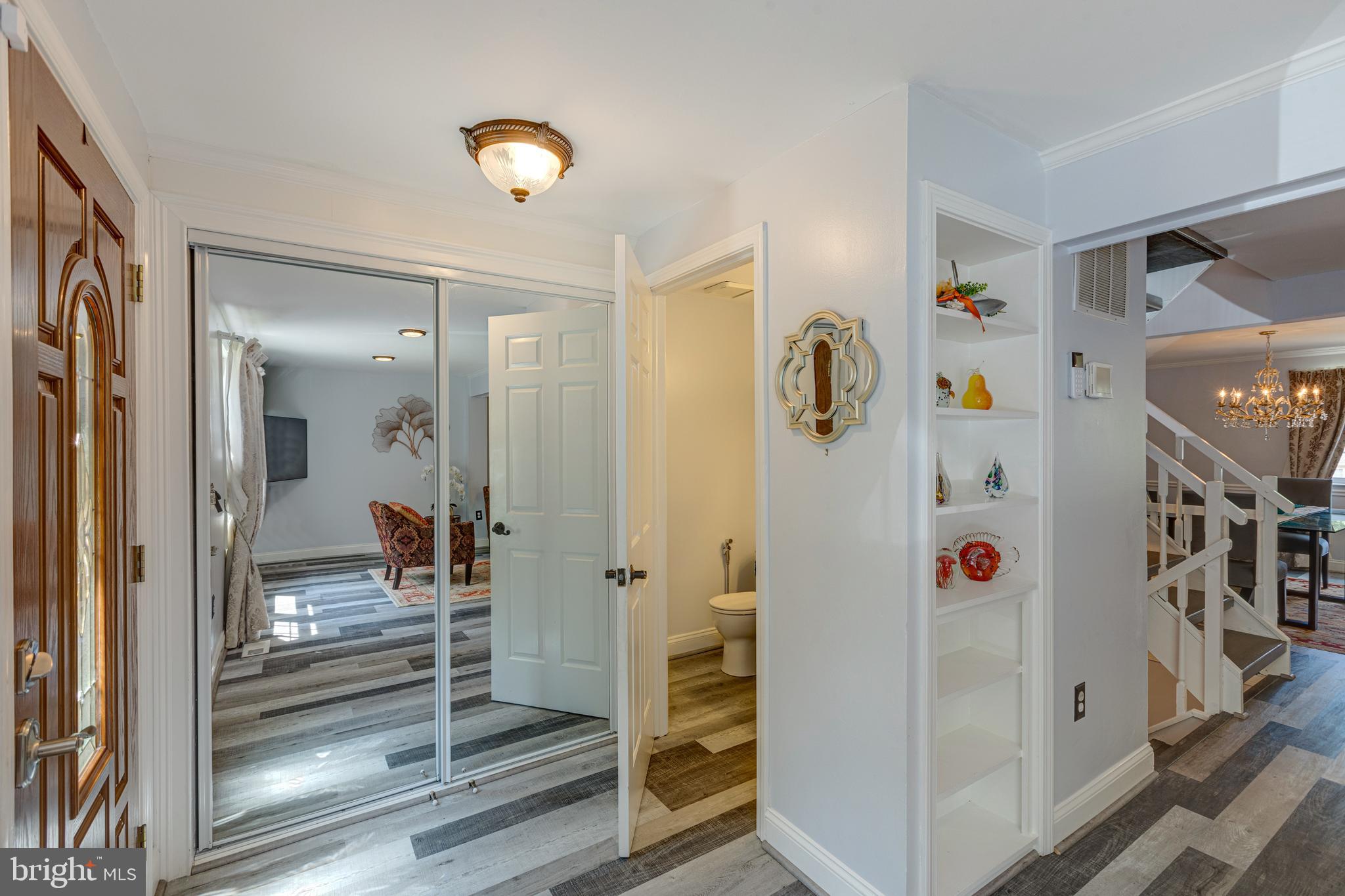 5835 Canvasback Road Burke, VA 22015 - Photo 6 of 45 Mirrored Coat Closet