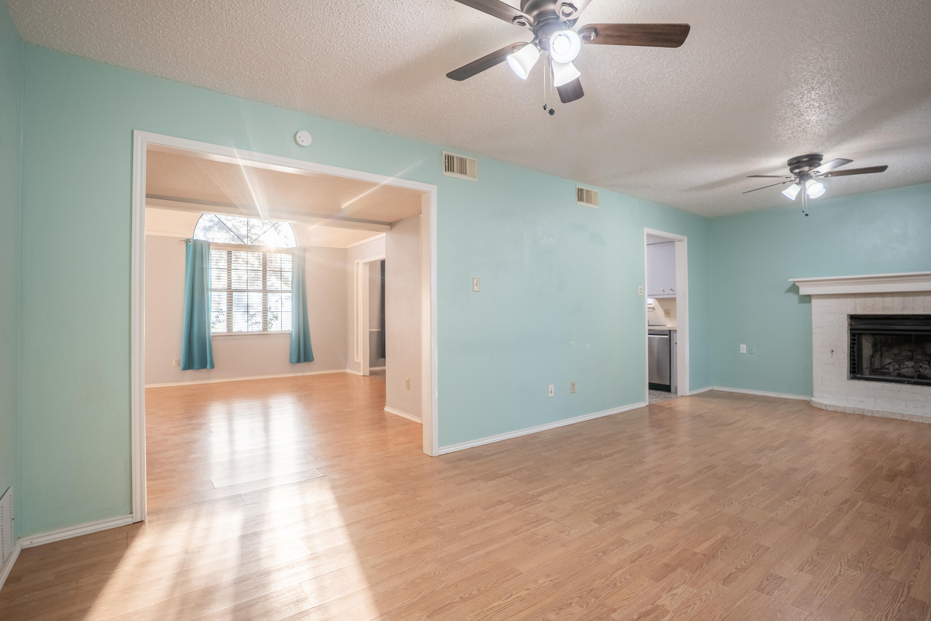 512 North Grover Avenue Lubbock, TX 79416 - Photo 14 of 34 a view of an empty room with a window