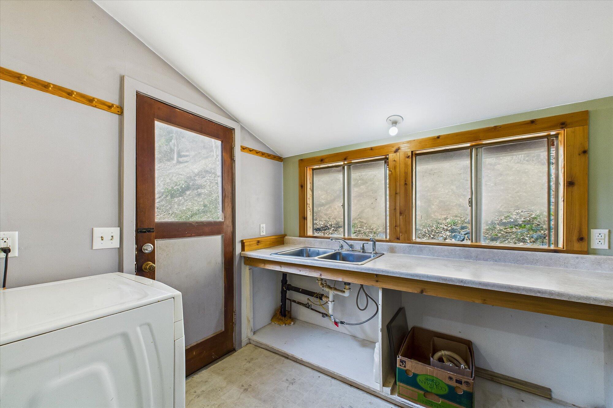 18561 Denny Road Burnt Ranch, CA 95527 - Photo 28 of 98