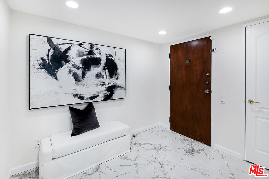 2385 Roscomare Road Los Angeles, CA 90077 - Photo 29 of 38