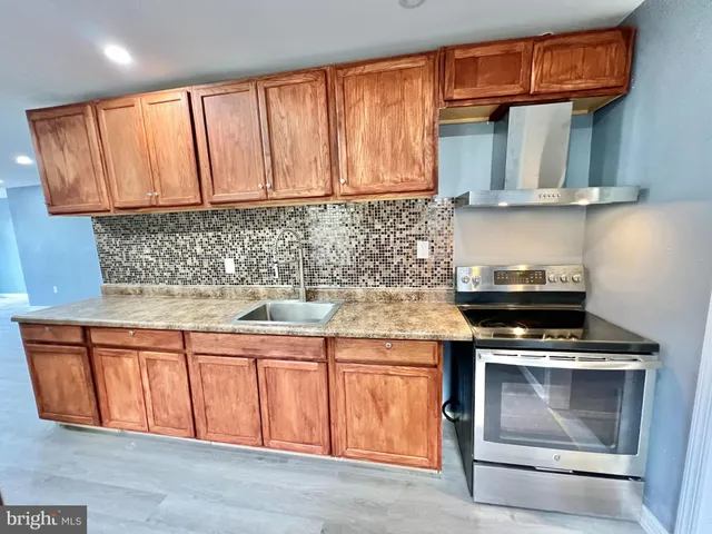 $239,000 | 35 Berkley Park Road, Reading, PA 19605