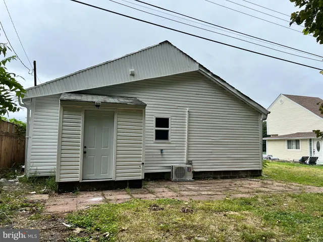 $239,000 | 35 Berkley Park Road, Reading, PA 19605