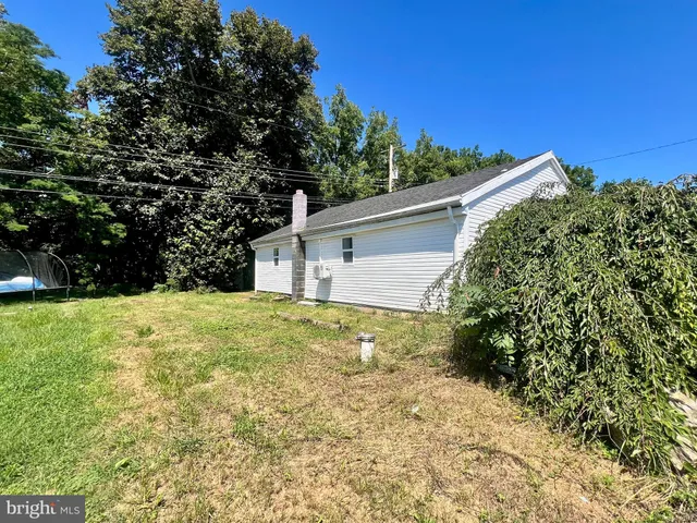 $239,000 | 35 Berkley Park Road, Reading, PA 19605