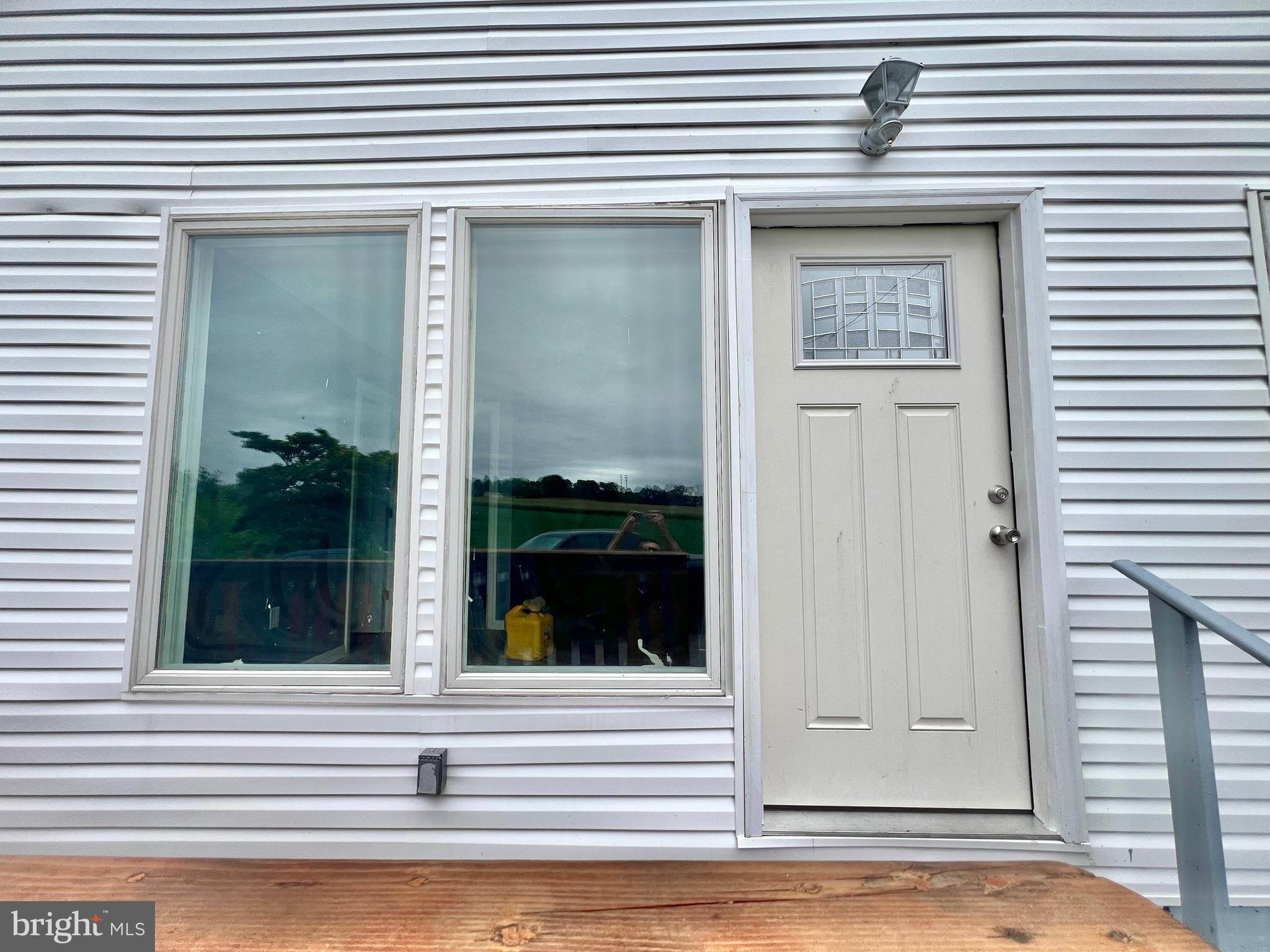 35 Berkley Park Road Reading, PA 19605 - Photo 5 of 40 front door