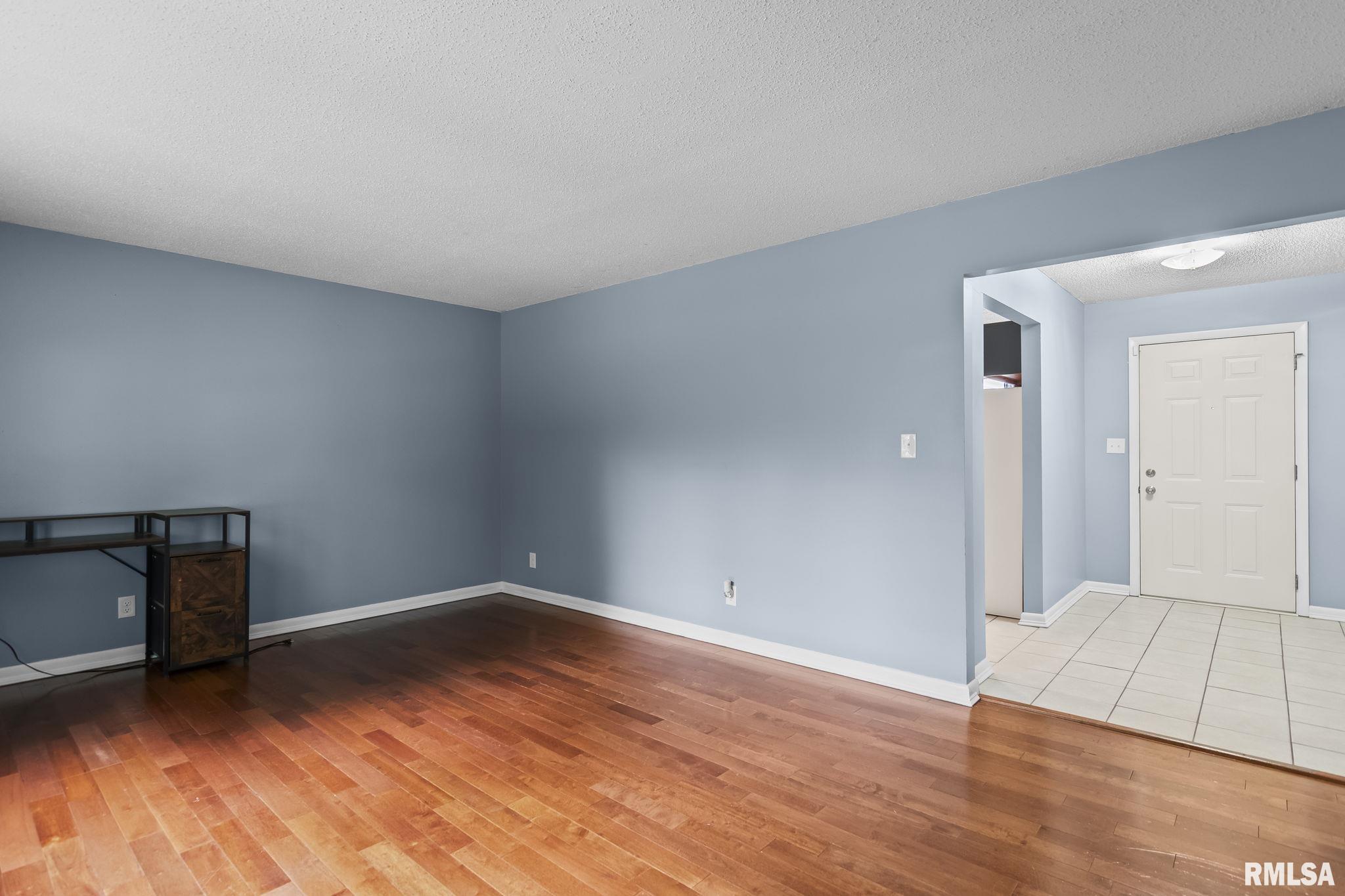 2421 Mayfair Road Springfield, IL 62703 - Photo 15 of 39 Gallery Image 15