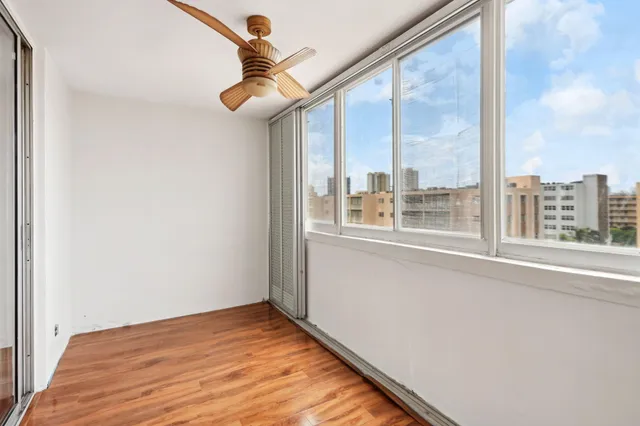 $249,000 | 500 Northeast 12th Avenue, Unit 701, Hallandale Beach, FL 33009