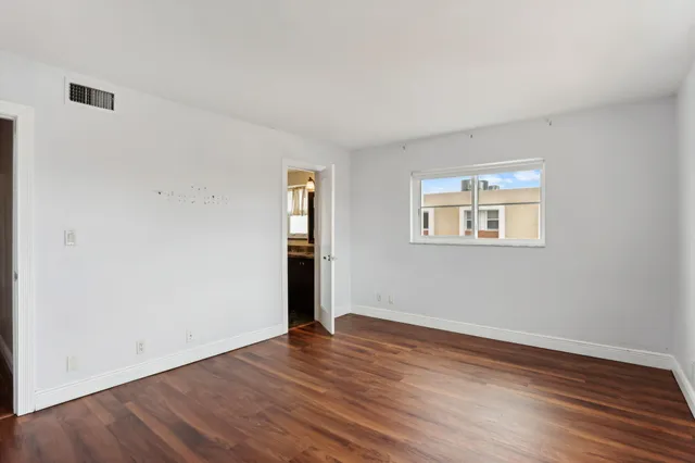 $249,000 | 500 Northeast 12th Avenue, Unit 701, Hallandale Beach, FL 33009