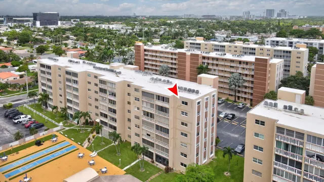$249,000 | 500 Northeast 12th Avenue, Unit 701, Hallandale Beach, FL 33009
