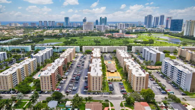 $249,000 | 500 Northeast 12th Avenue, Unit 701, Hallandale Beach, FL 33009