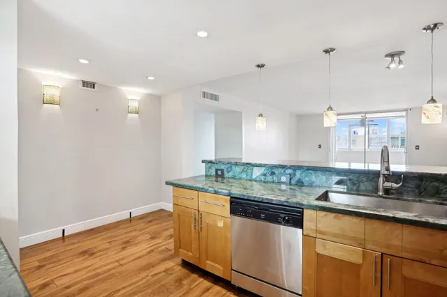 $249,000 | 500 Northeast 12th Avenue, Unit 701, Hallandale Beach, FL 33009