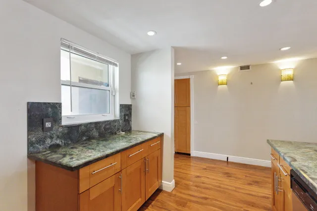 $249,000 | 500 Northeast 12th Avenue, Unit 701, Hallandale Beach, FL 33009