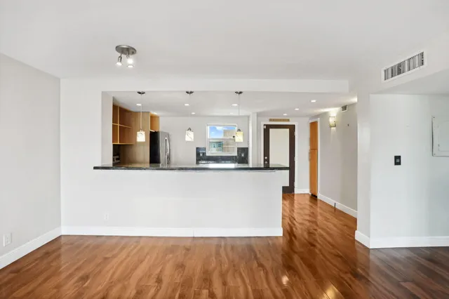 $249,000 | 500 Northeast 12th Avenue, Unit 701, Hallandale Beach, FL 33009