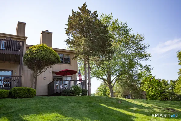 $399,000 | 15 Pilgrims Harbor, Unit A, Wallingford, CT 06492