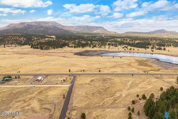 440 2104, Unit 5J Alpine, AZ 85920 - Photo 9 of 15 a view of an ocean and a mountain