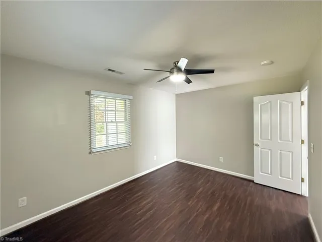 $1,725 | 815 Meadowstone Drive, Winston-Salem, NC 27104