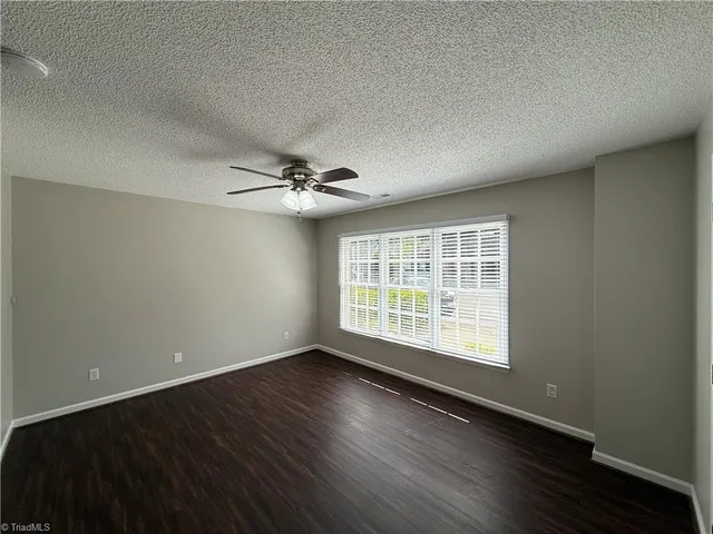 $1,725 | 815 Meadowstone Drive, Winston-Salem, NC 27104