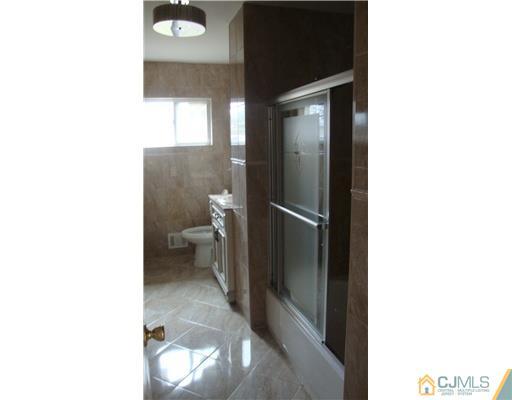45 Princeton Road Old Bridge, NJ 08859 - Photo 5 of 10 a en suite bathroom with a toilet