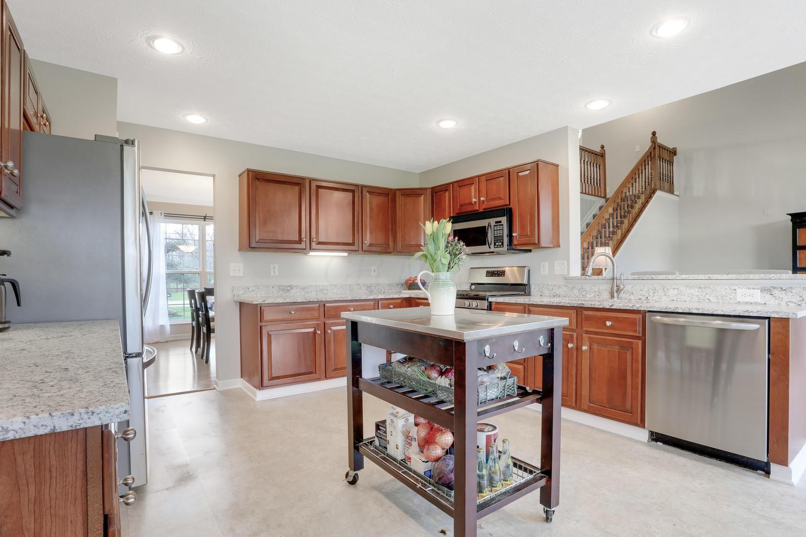 6410 Clark State Road New Albany, OH 43054 - Photo 11 of 43