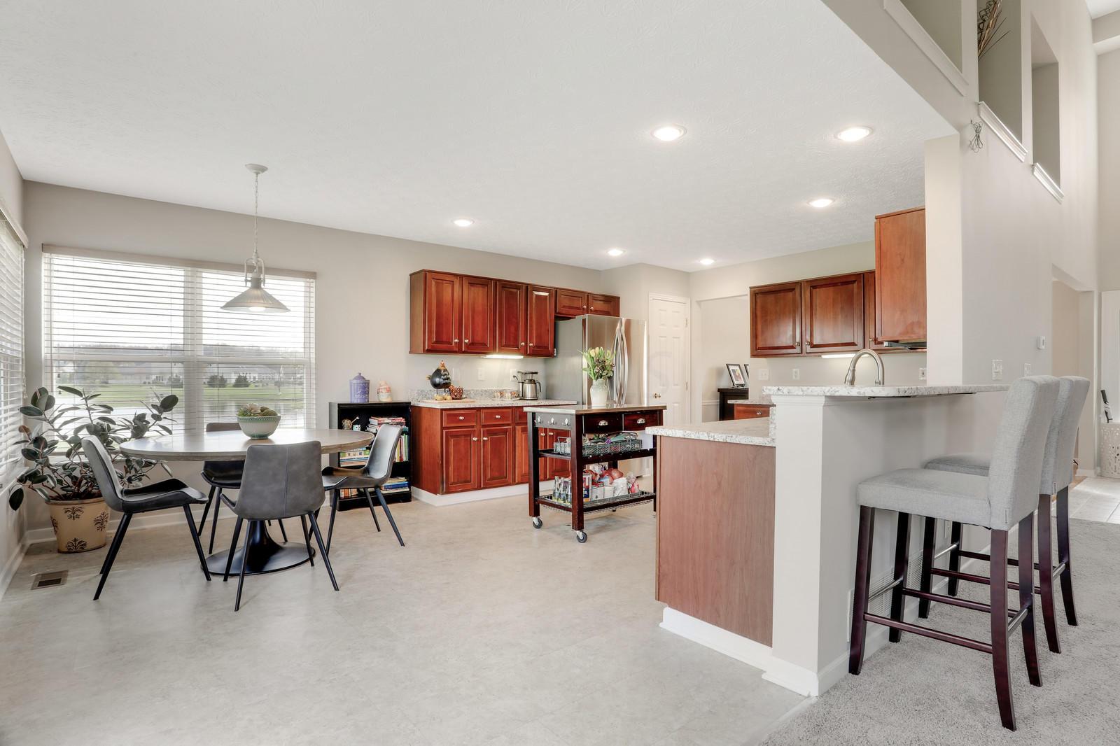 6410 Clark State Road New Albany, OH 43054 - Photo 5 of 43