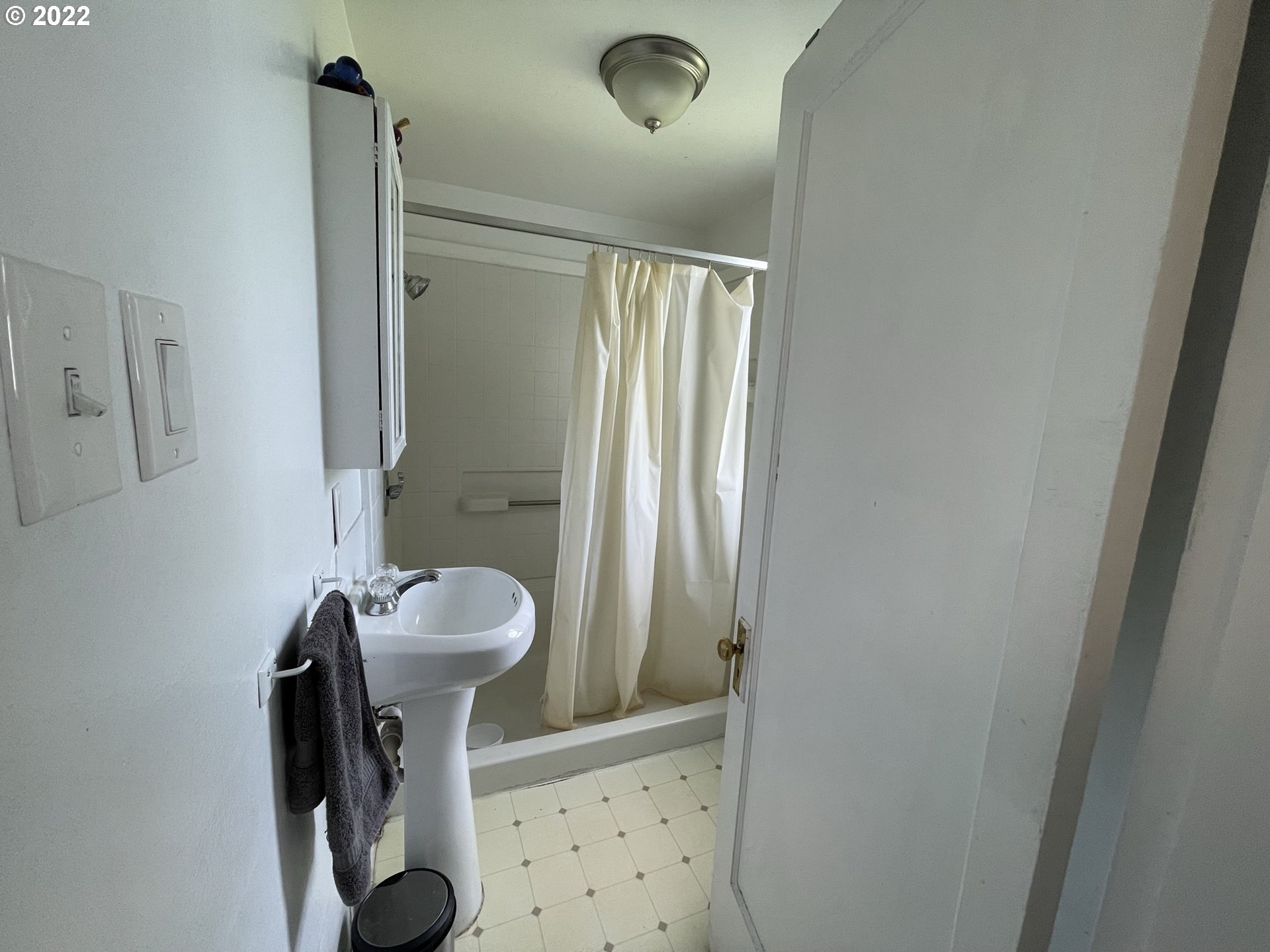 301 Southwest Isaac Avenue Pendleton, OR 97801 - Photo 12 of 16