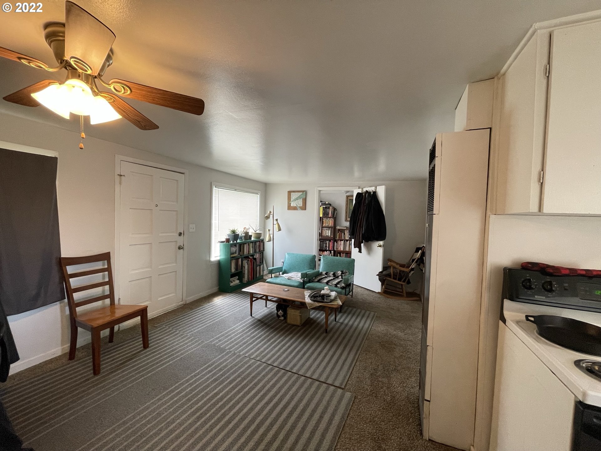 301 Southwest Isaac Avenue Pendleton, OR 97801 - Photo 4 of 16