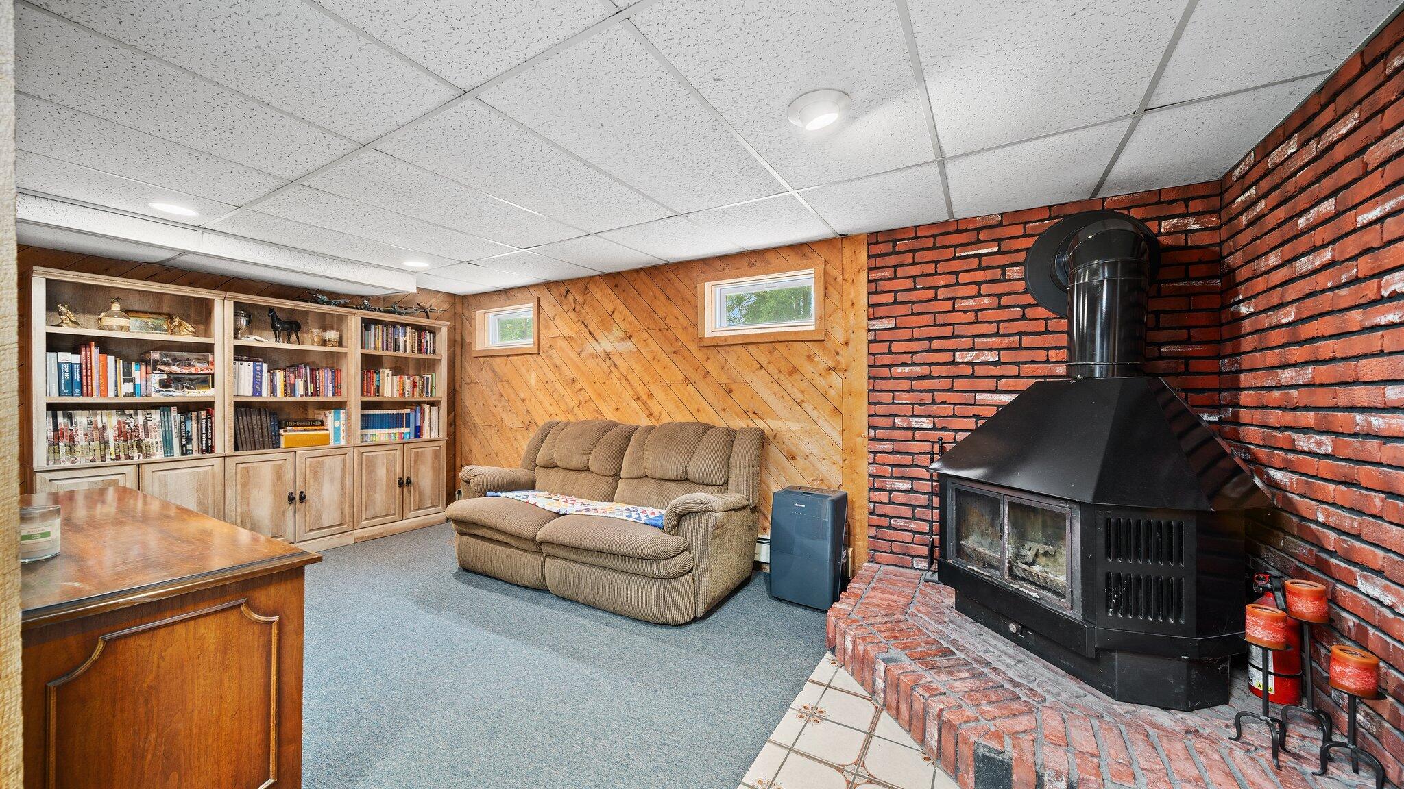 112 Tioga Street Reed City, MI 49677 - Photo 19 of 36 32-web-or-mls-DSC05213