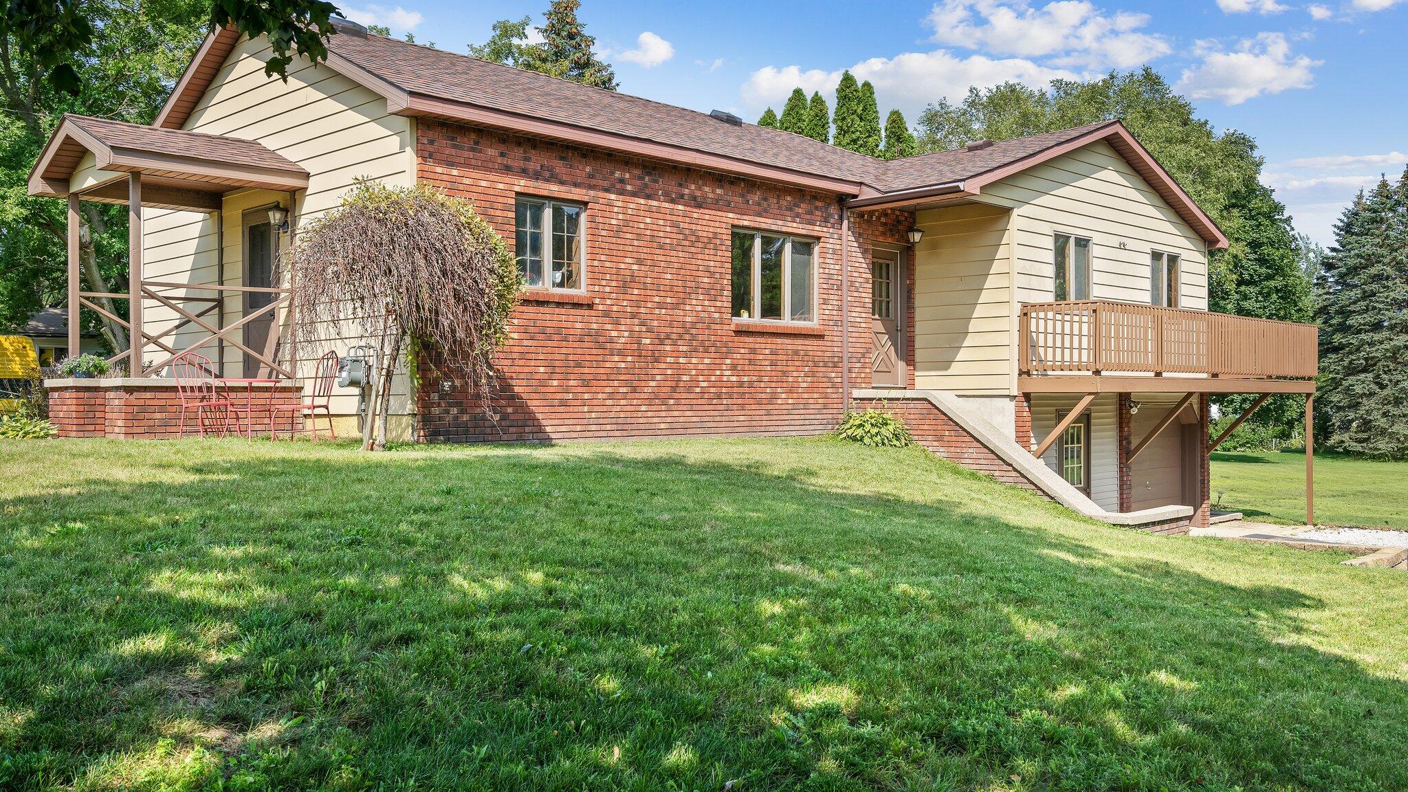 112 Tioga Street Reed City, MI 49677 - Photo 3 of 36 10-web-or-mls-DSC04235