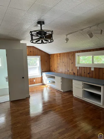 $246,900 | 1503 Southwest MacVicar Avenue, Topeka, KS 66604