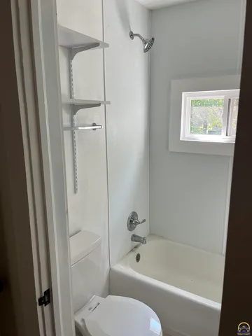 $246,900 | 1503 Southwest MacVicar Avenue, Topeka, KS 66604