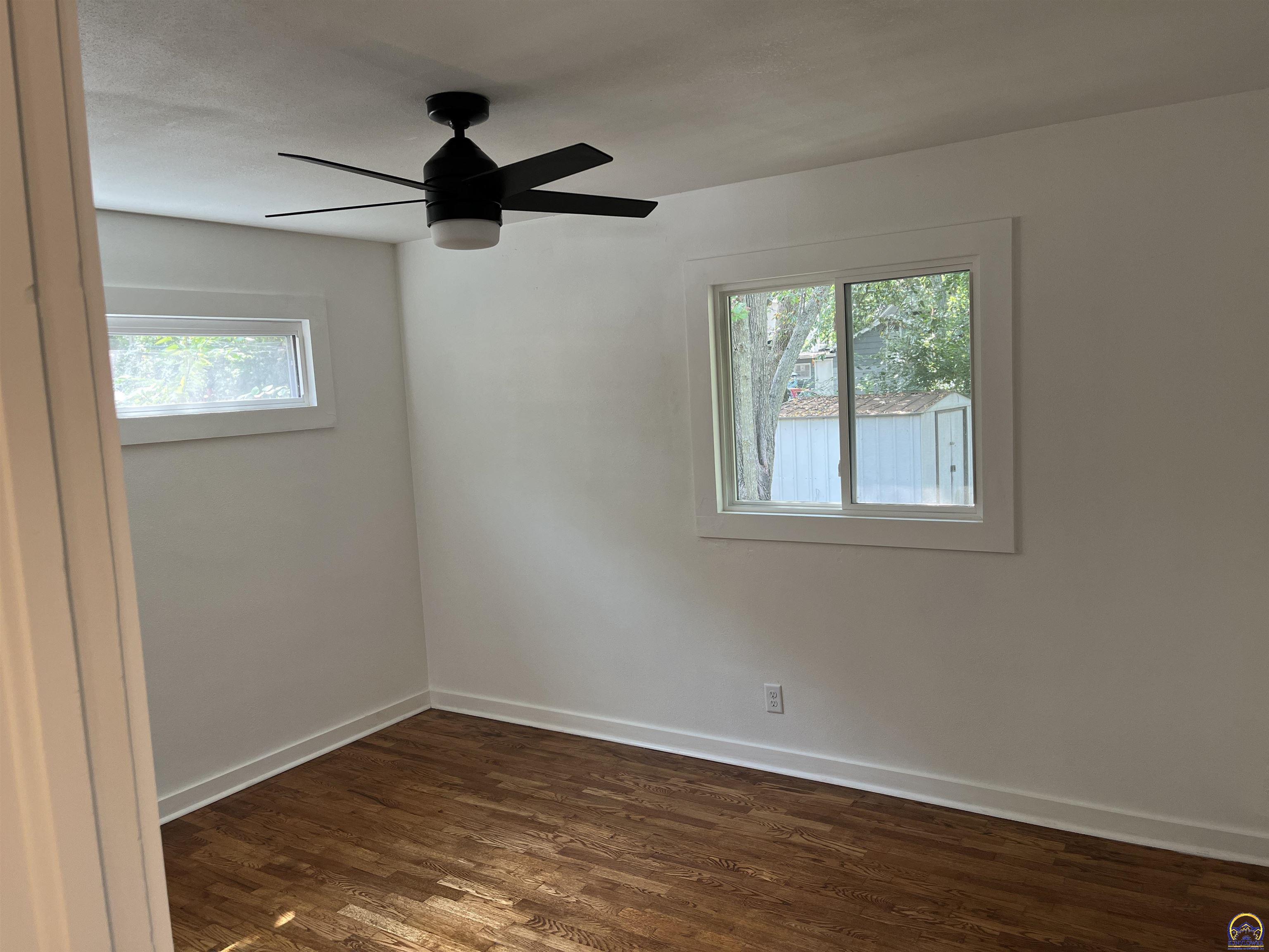 1503 Southwest MacVicar Avenue Topeka, KS 66604 - Photo 20 of 33