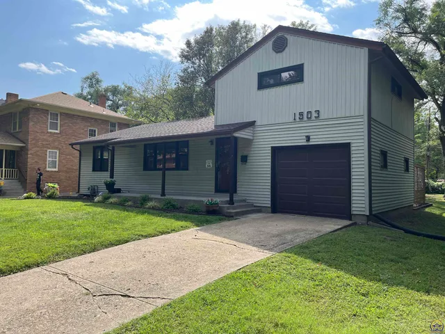 $246,900 | 1503 Southwest MacVicar Avenue, Topeka, KS 66604