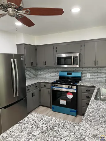 $246,900 | 1503 Southwest MacVicar Avenue, Topeka, KS 66604