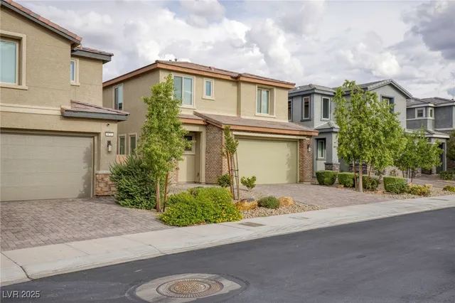 $2,900 | 976 Bluebell Brook Street, Henderson, NV 89052